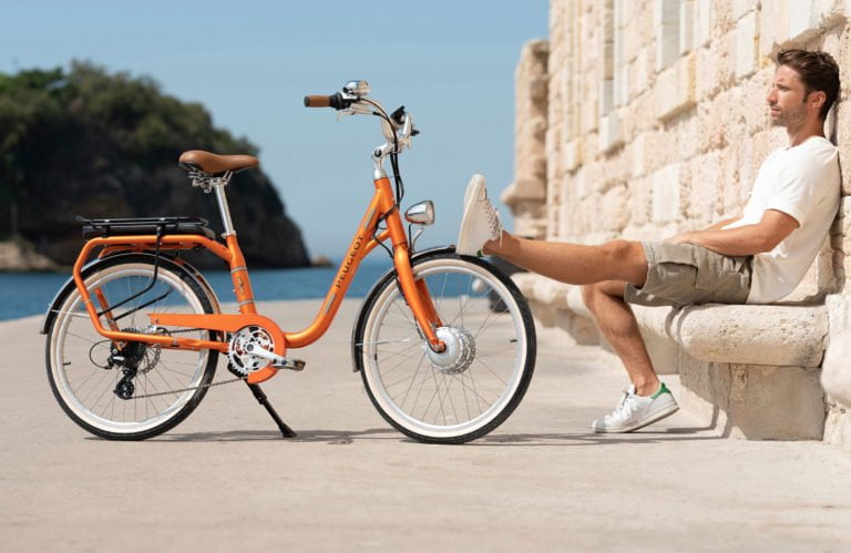 Peugeot-Cycle-eLC01-Retro-E-Bike-Teaser Peugeot-Cycle-eLC01-Retro-E-Bike-Teaser