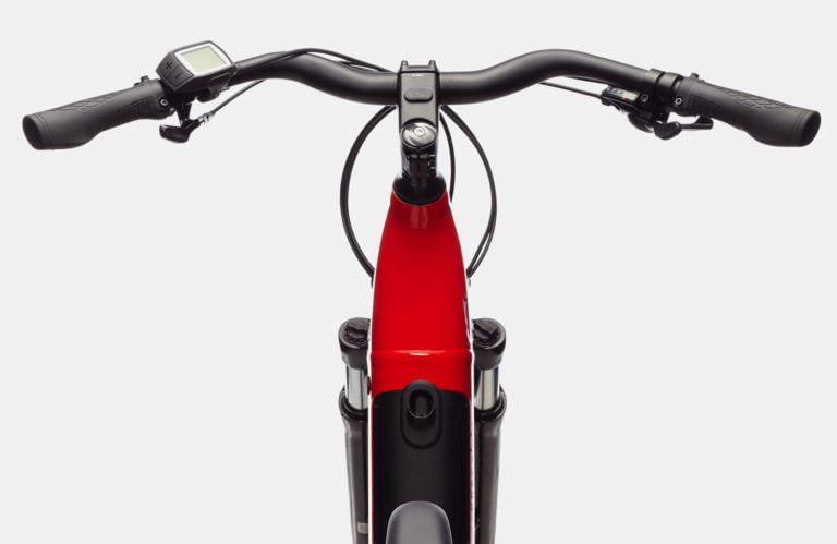 Cannondale-Adventure-Neo-4-Urban-Bike-Teaser-Cockpit
