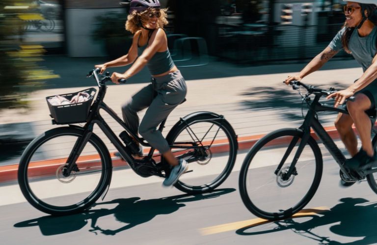 Specialized-Turbo-Como-SL-Comfort-Frame-2020-Teaser Specialized-Turbo-Como-SL-Comfort-Frame-2020-Teaser