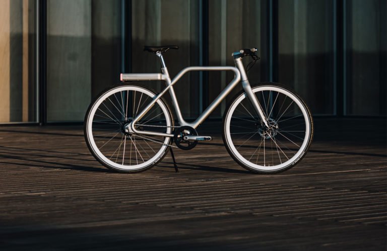 Angell-Bike-Smart-Bike-Silver-Teaser