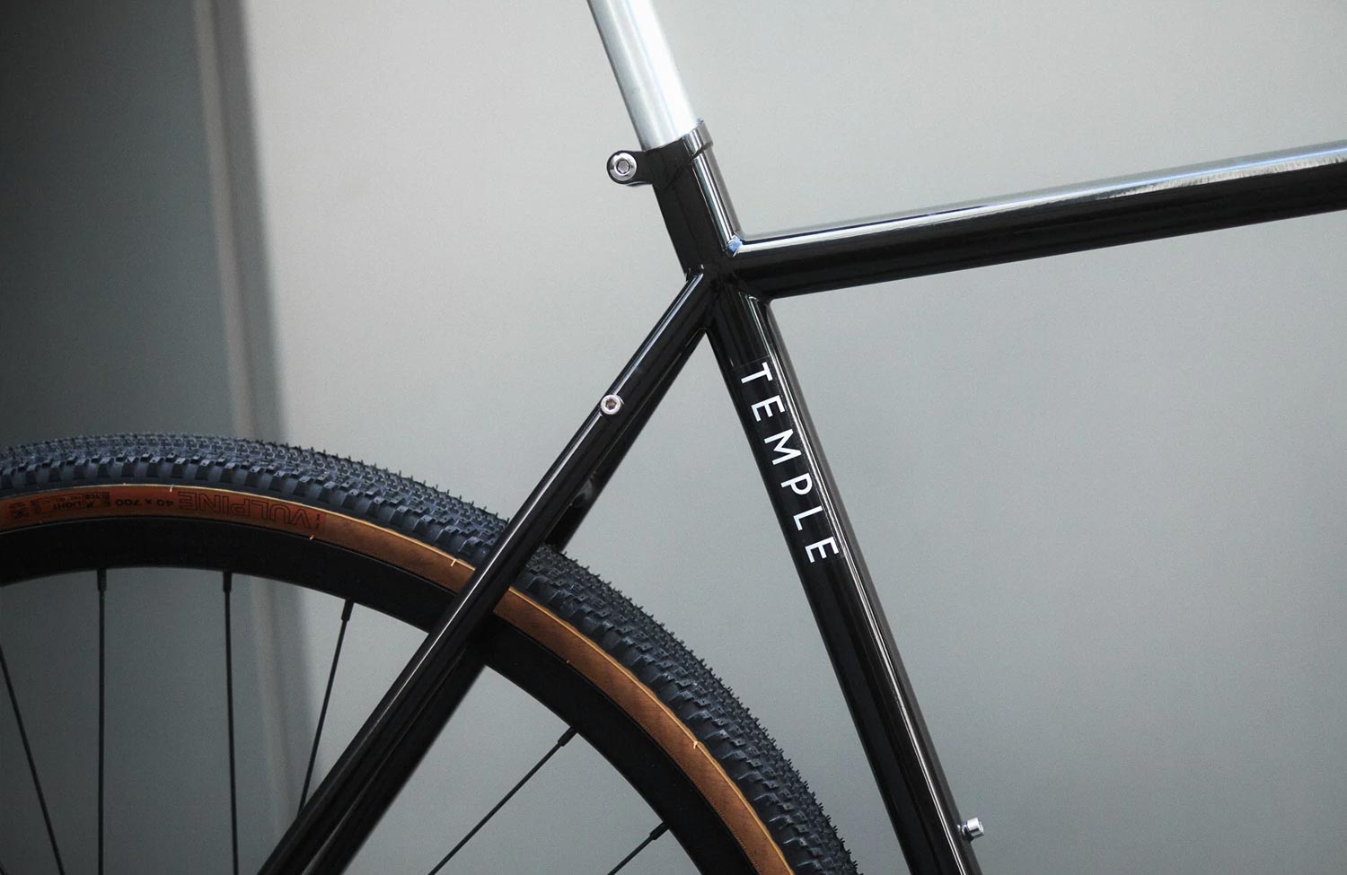 temple cycles classic disc urban bike steel frame