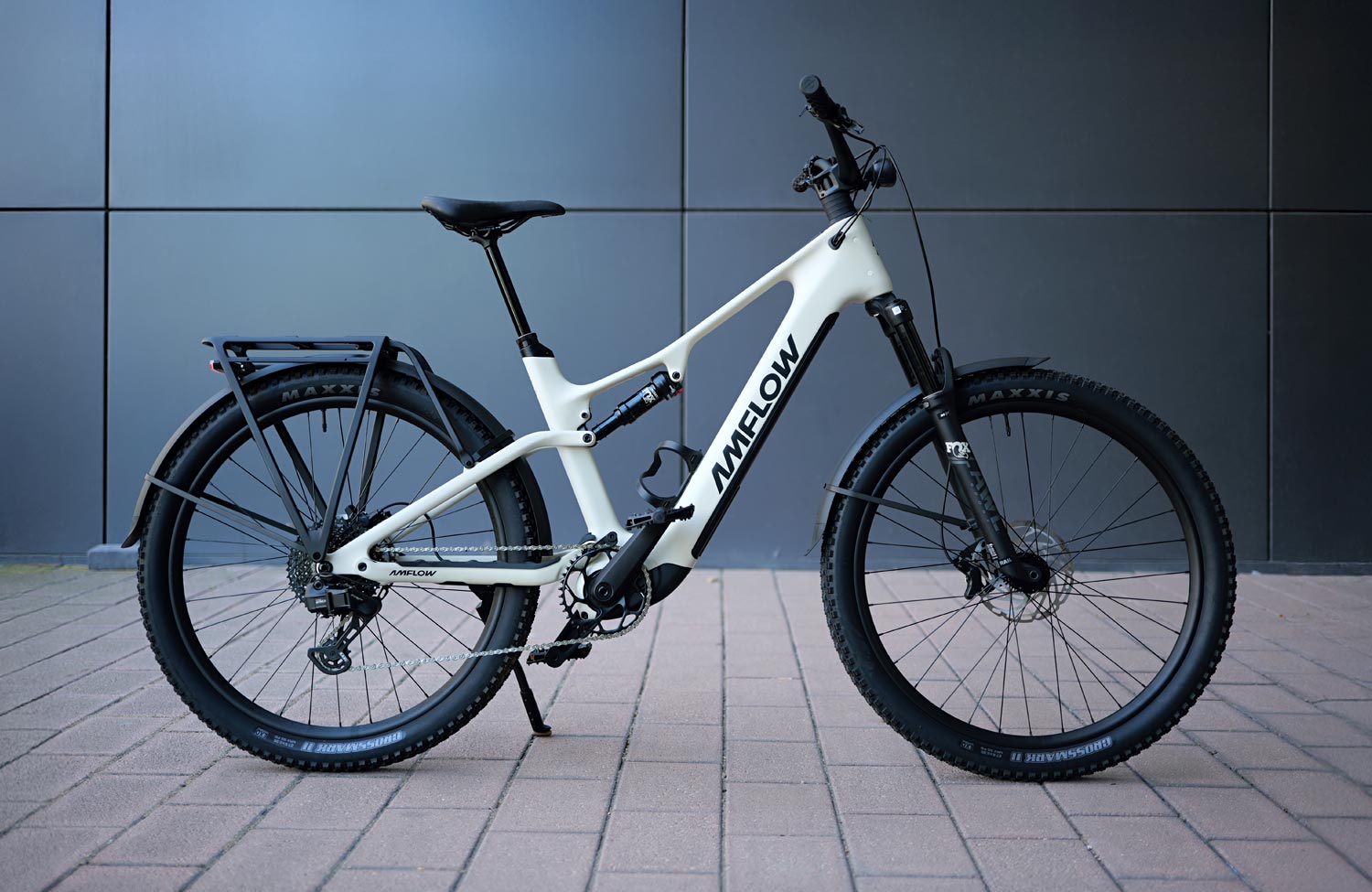 amflow tl avinox suv e bike first look review test amflow tl avinox suv e bike first look review test